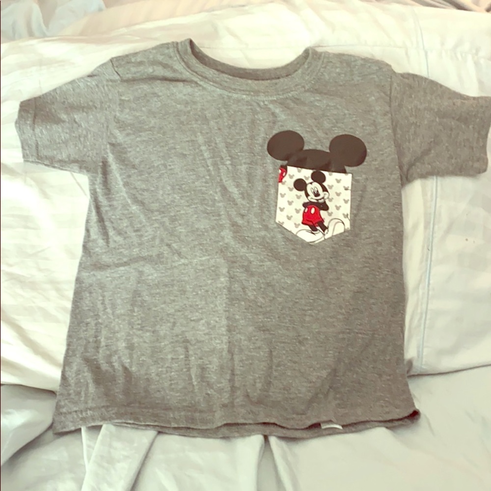 Disney Mickey t shirt size 5